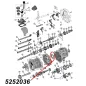 Preview: Lagerhalter hinten am AX15 Schaltgetriebe. Jeep Cherokee XJ / Wrangler YJ / TJ / Grand Cherokee ZJ / ZG / Comanche MJ (1987-1999), Explosionszeichnung, die mit rotem Pfeil die Position des Halters am Schaltgetriebezeigt.