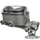 Hauptbremszylinder Jeep CJ5 CJ7 77-78 mit Bremskraftverstärker, seitlich / frontal, Anschluss zu erkennen.