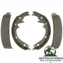 Bremsbeläge Set, vorne oder hinten, Jeep CJ5 CJ6 CJ7 SJ 69-78, 4 Beläge, 2 von der Seite, 2 von Belagseite abgebildet.
