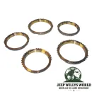 Synchronring Set AX15 Schaltgetriebe Jeep Cherokee XJ Wrangler YJ TJ Grand Cherokee ZJ  (90-99), alle Ringe (1. bis 5. Gang) abgebildet.